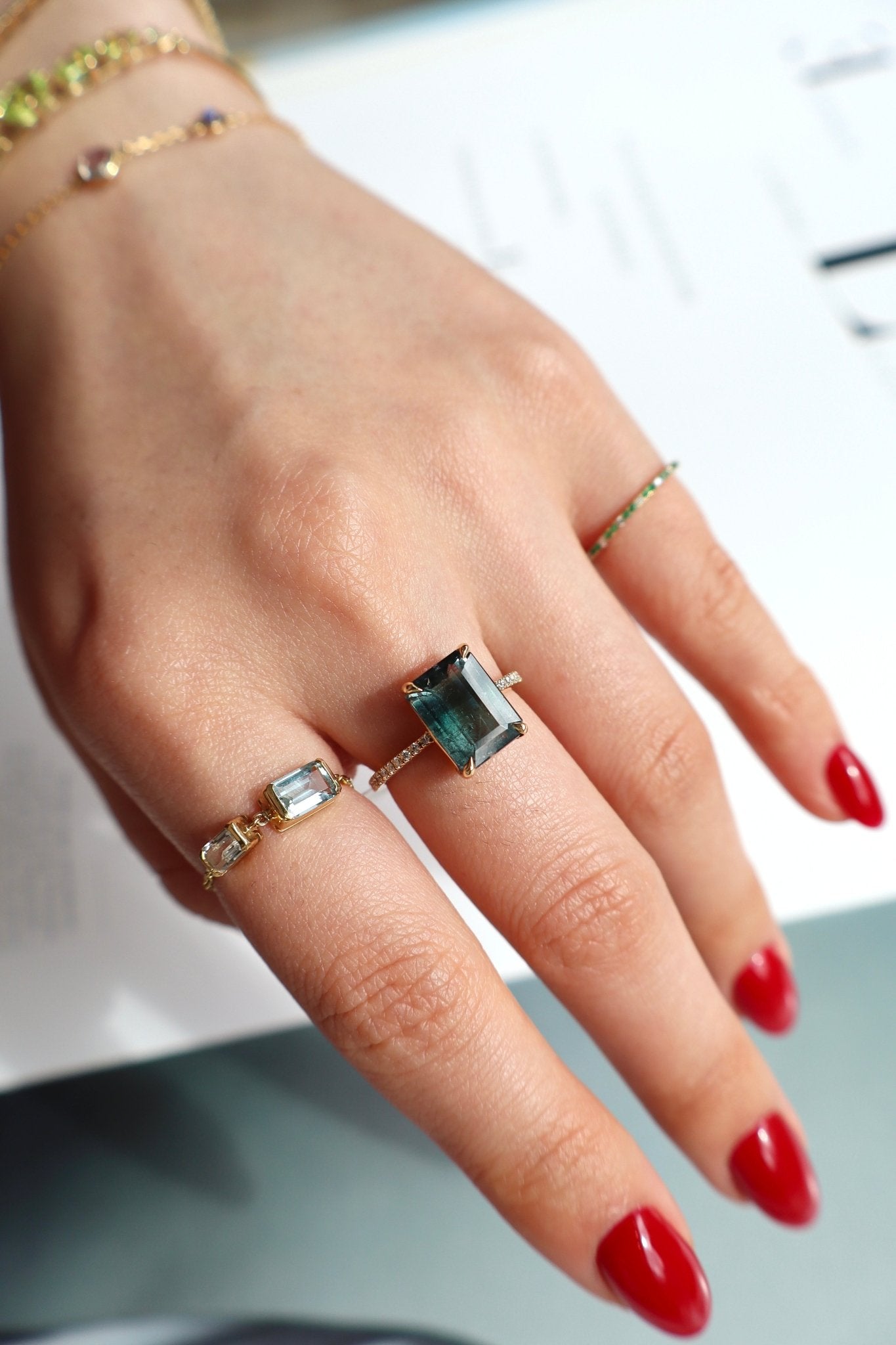 Green Ombre Tourmaline & Diamond Vivant Ring 18k gold stackable ring on model 2