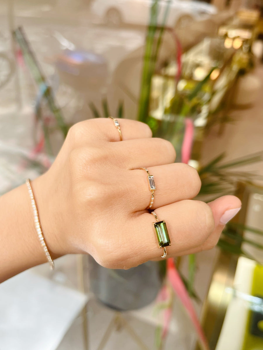 Green Tourmaline Petite Circle Diamond Ring
