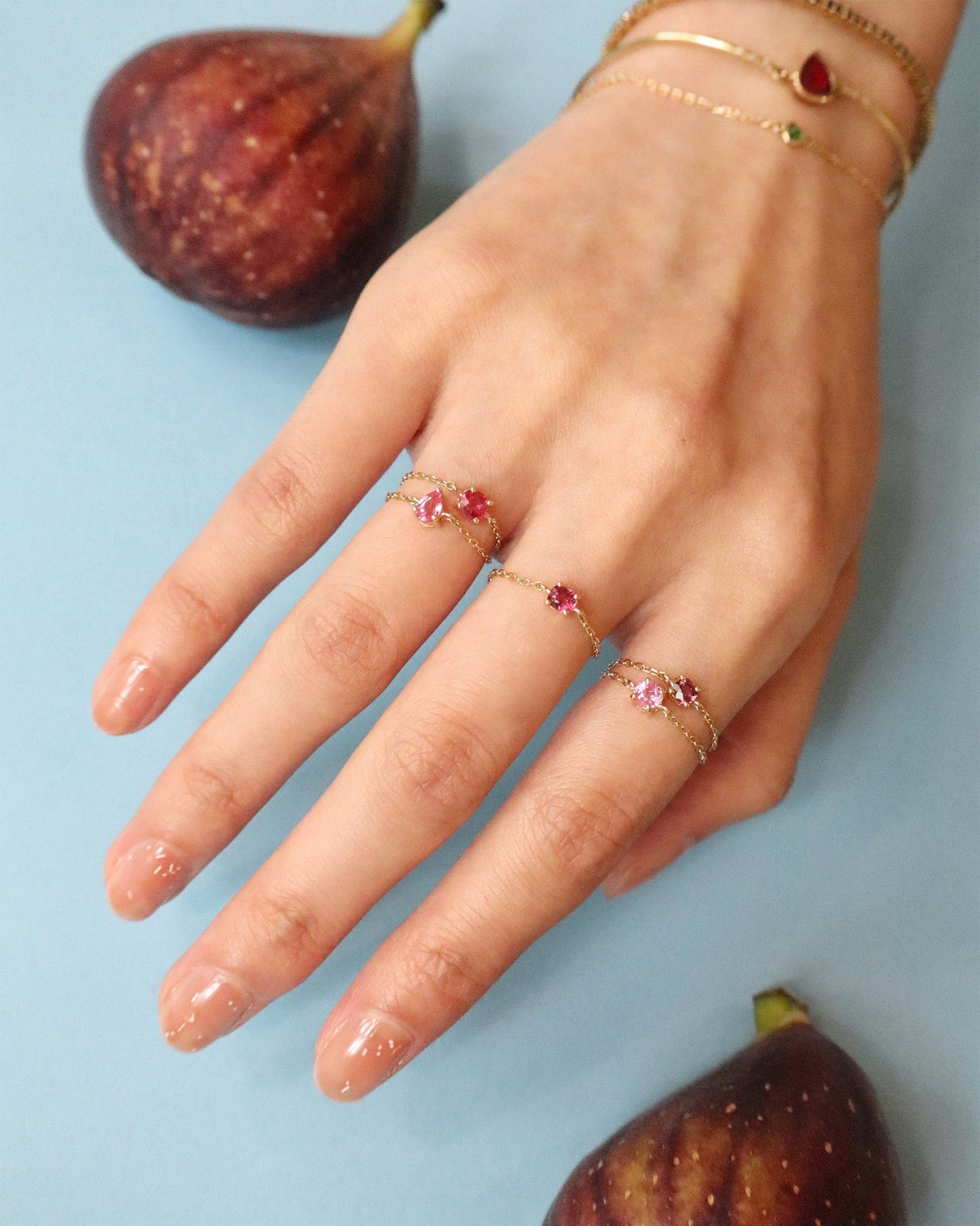 Hand Make Chain Ring 18K Stackable ring on model 1