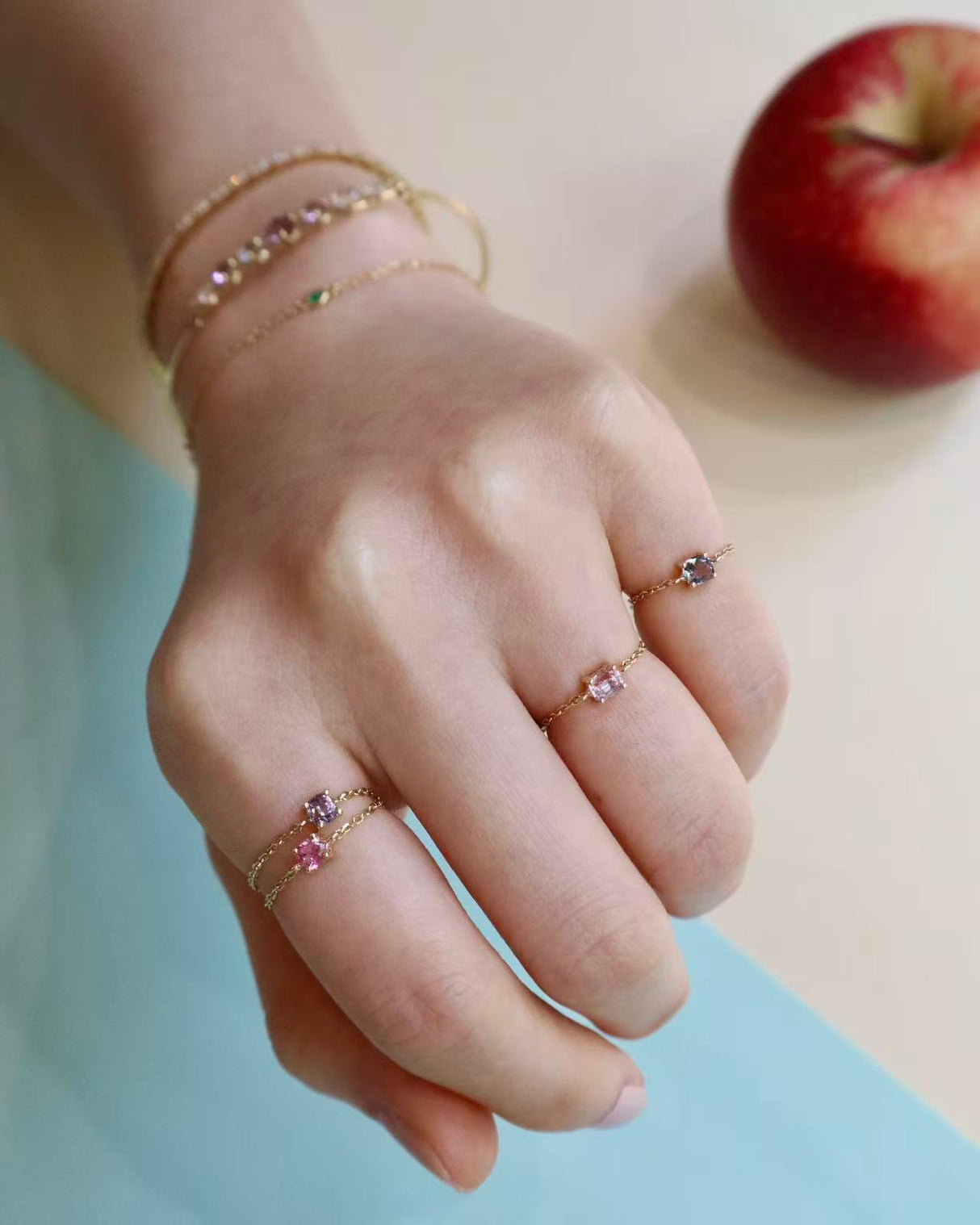 Handmade Chain Ring 18K Stackable ring on model 1