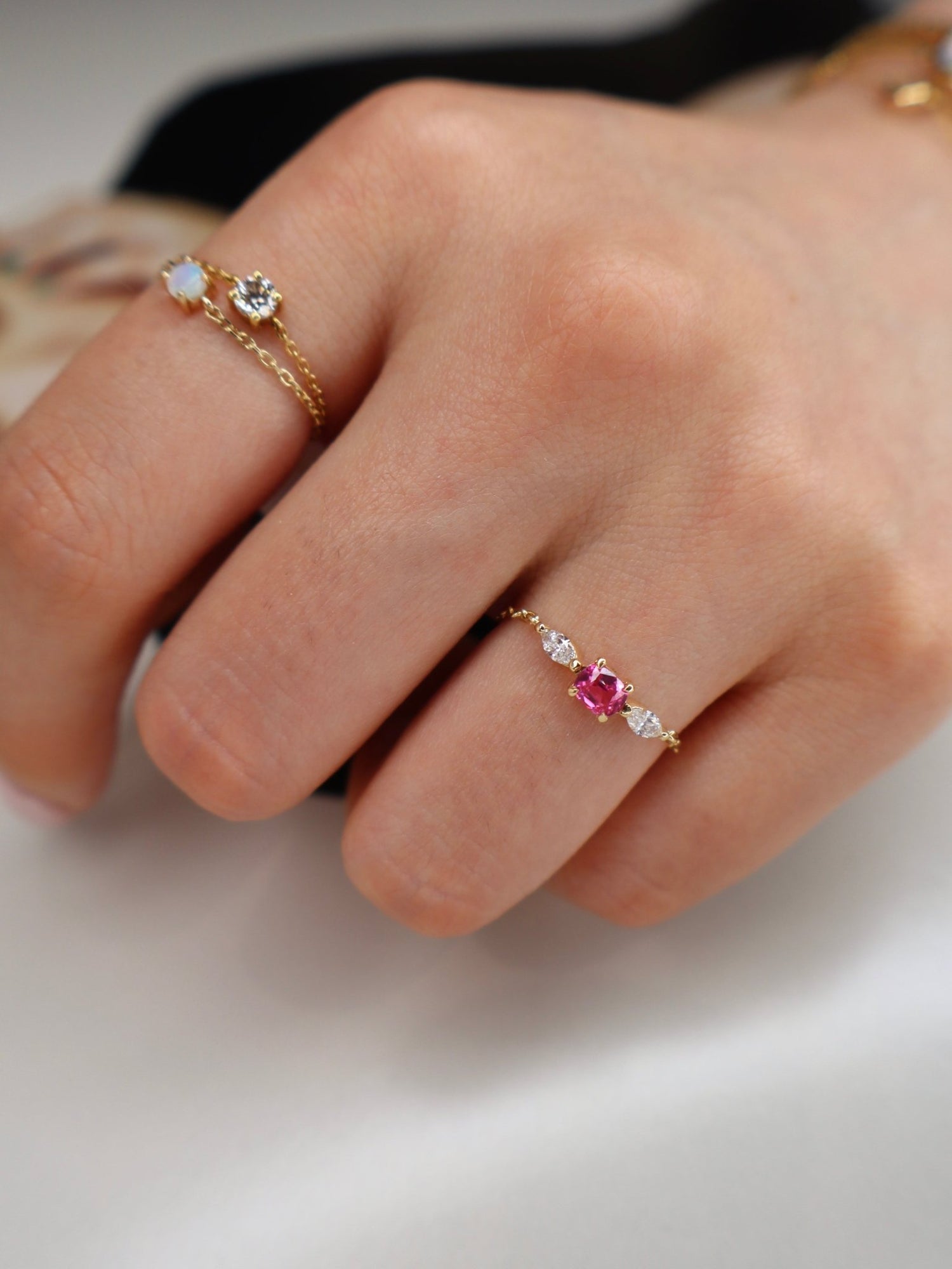 Jedi Spinel & Diamond Dream Weaver Chain Ring 18k gold stackable ring on model