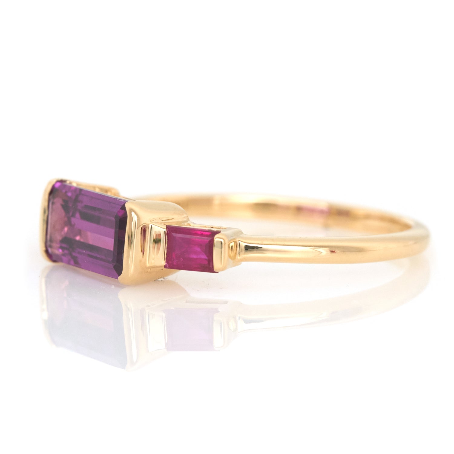 Magenta Sapphire & Ruby East West Bar Ring 18k gold Stackable ring side view
