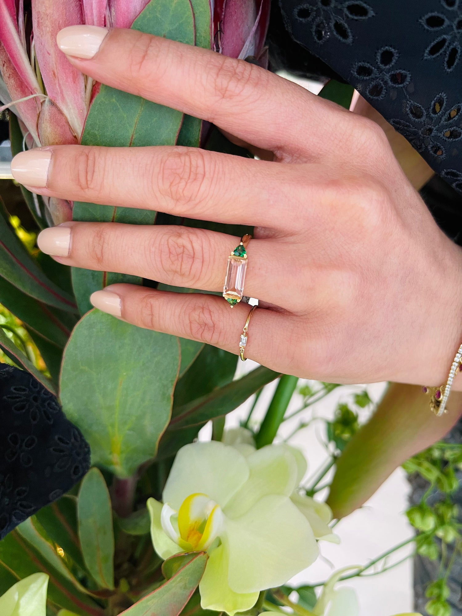 Morganite & Tsavorite East West Bar Ring