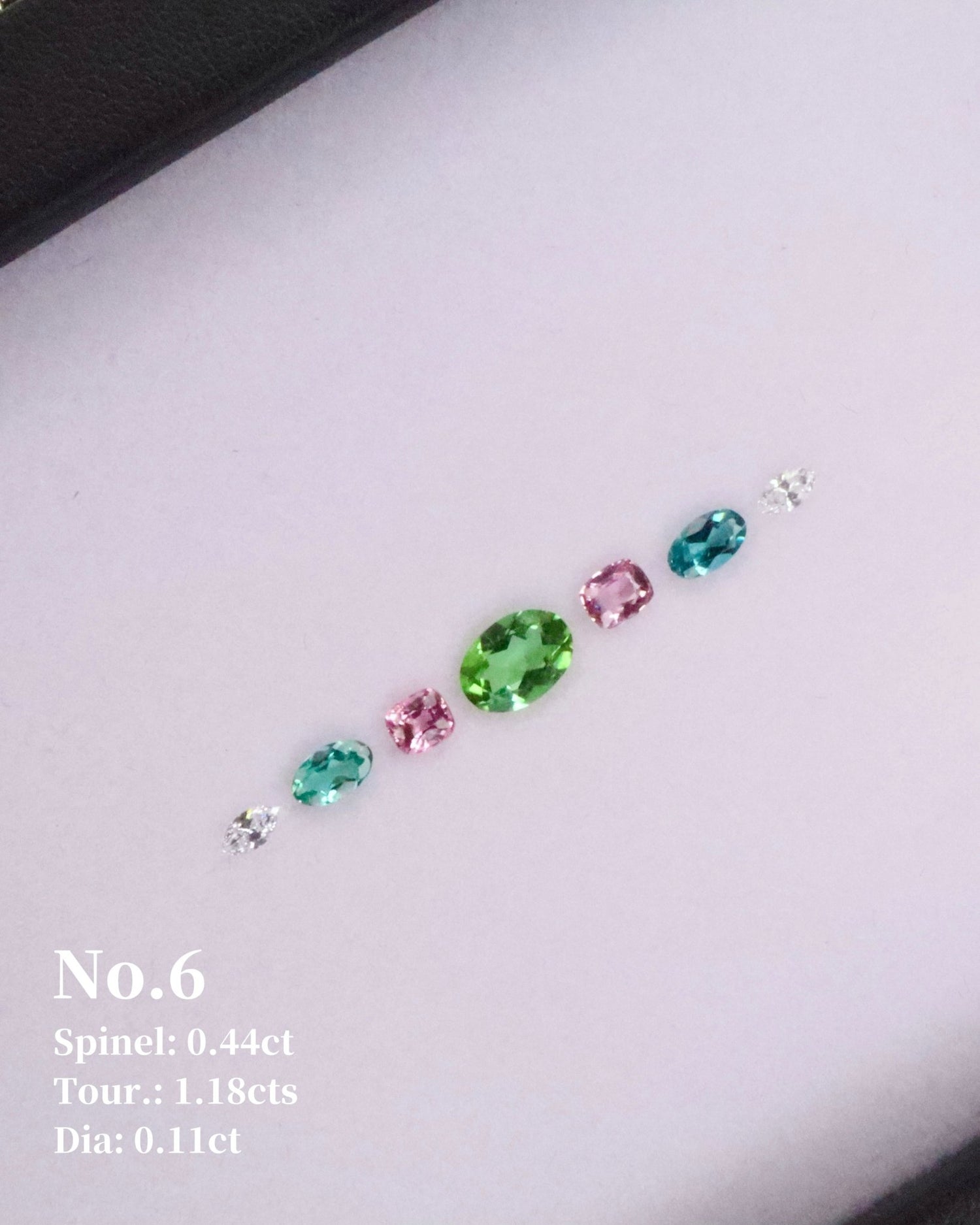 No.6 Tourmaline (1.18cts) Spinel (0.44ct) & Diamond (0.11ct) Compass Bangle handmade fine jewelry