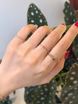 Ombré Sapphire Baguette Chain Ring 14k stackable ring on model 2