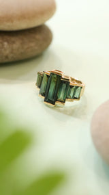 Ombre_Green_Tourmaline_Rhythm_Ring_18K_gold_engagement_ring_2