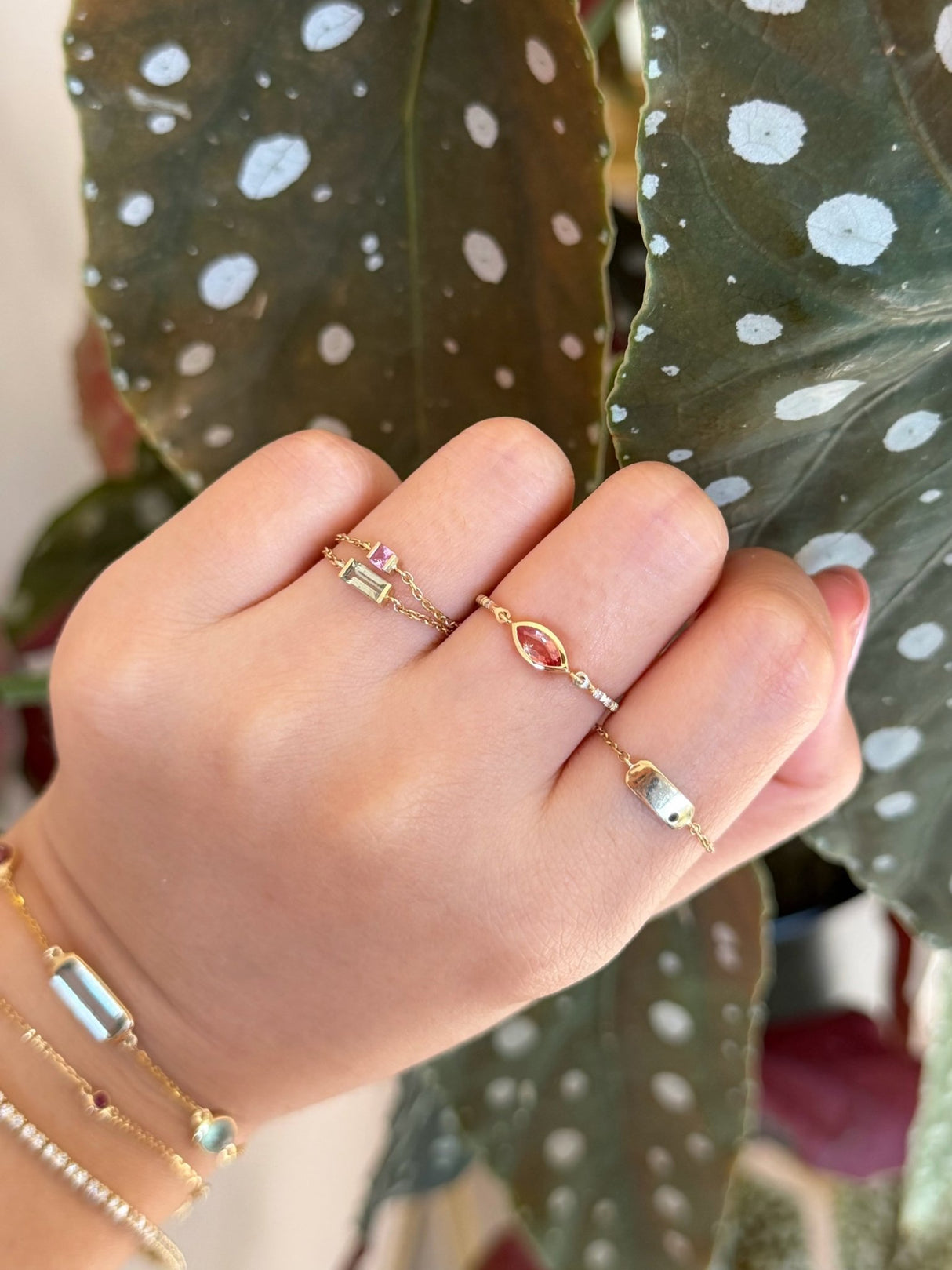 Padparadscha_Petite_Circle_Diamond_Ring_Orange__18K_stackable_design on model 2