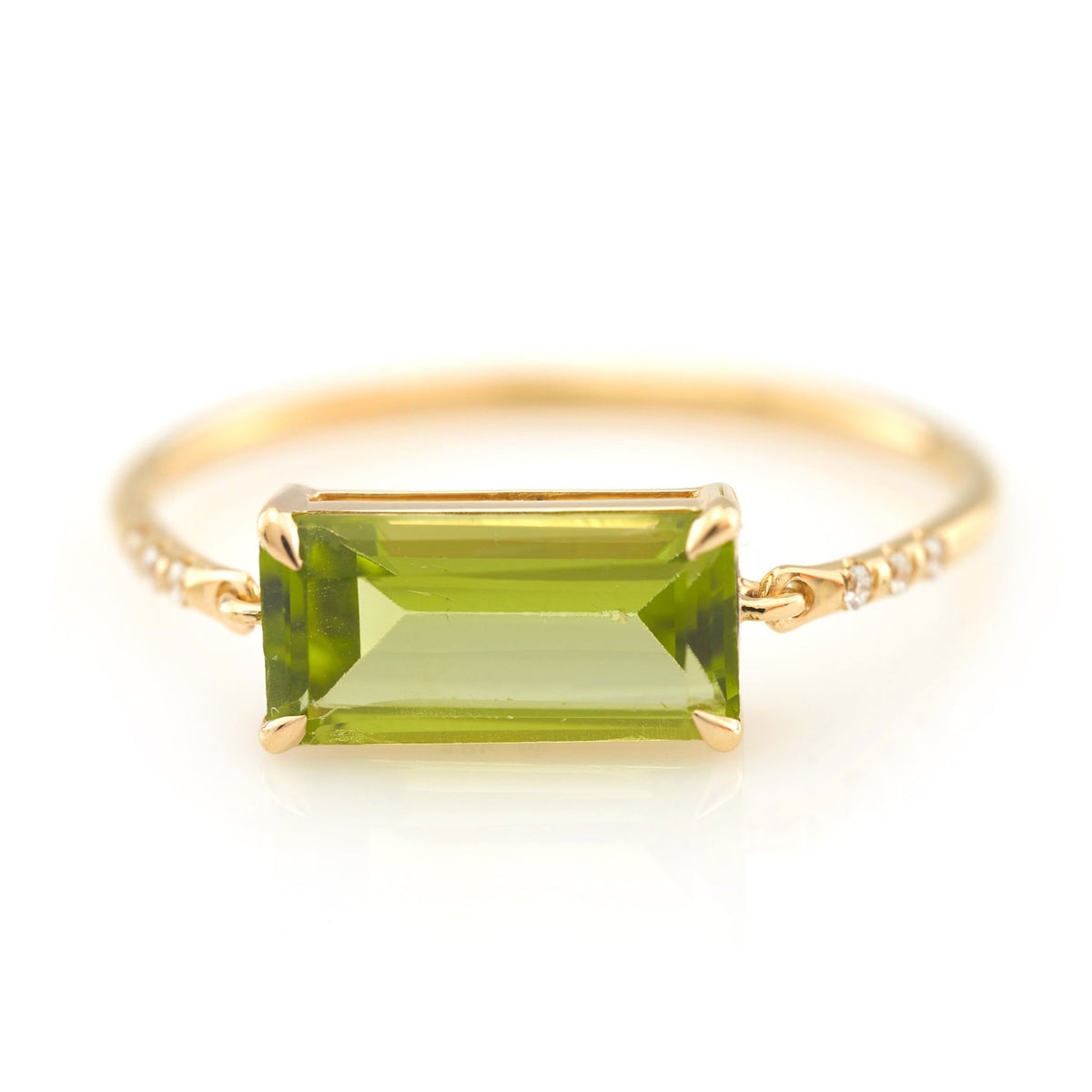 Peridot Petite Diamond Circle Ring