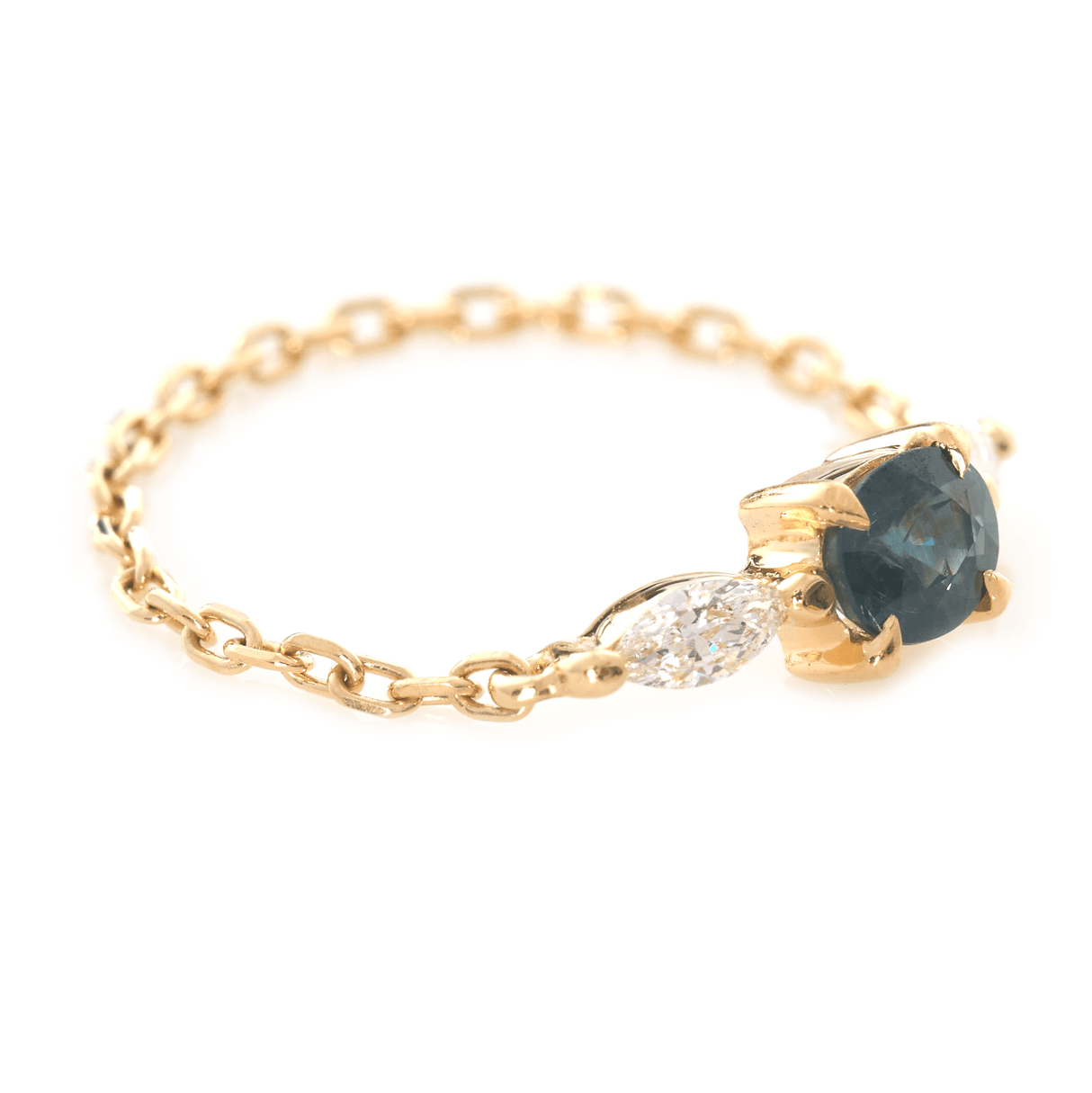 Petite Parti Ceylon Sapphire & Diamond Dream Weaver Chain Ring 18k gold Stackable ring on model side view