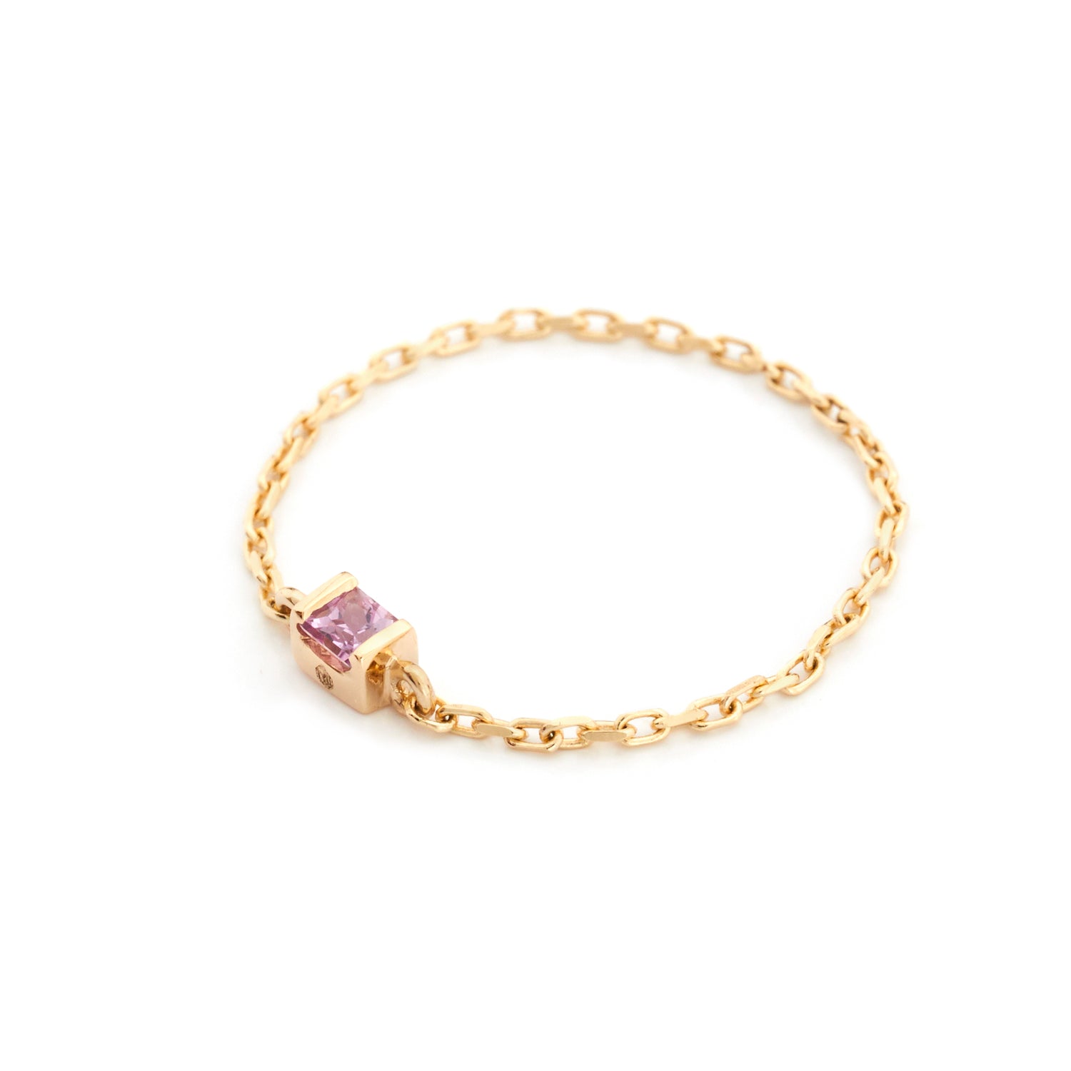 Pink Sapphire Petite Chain Ring 14k gold Stackable ring side view