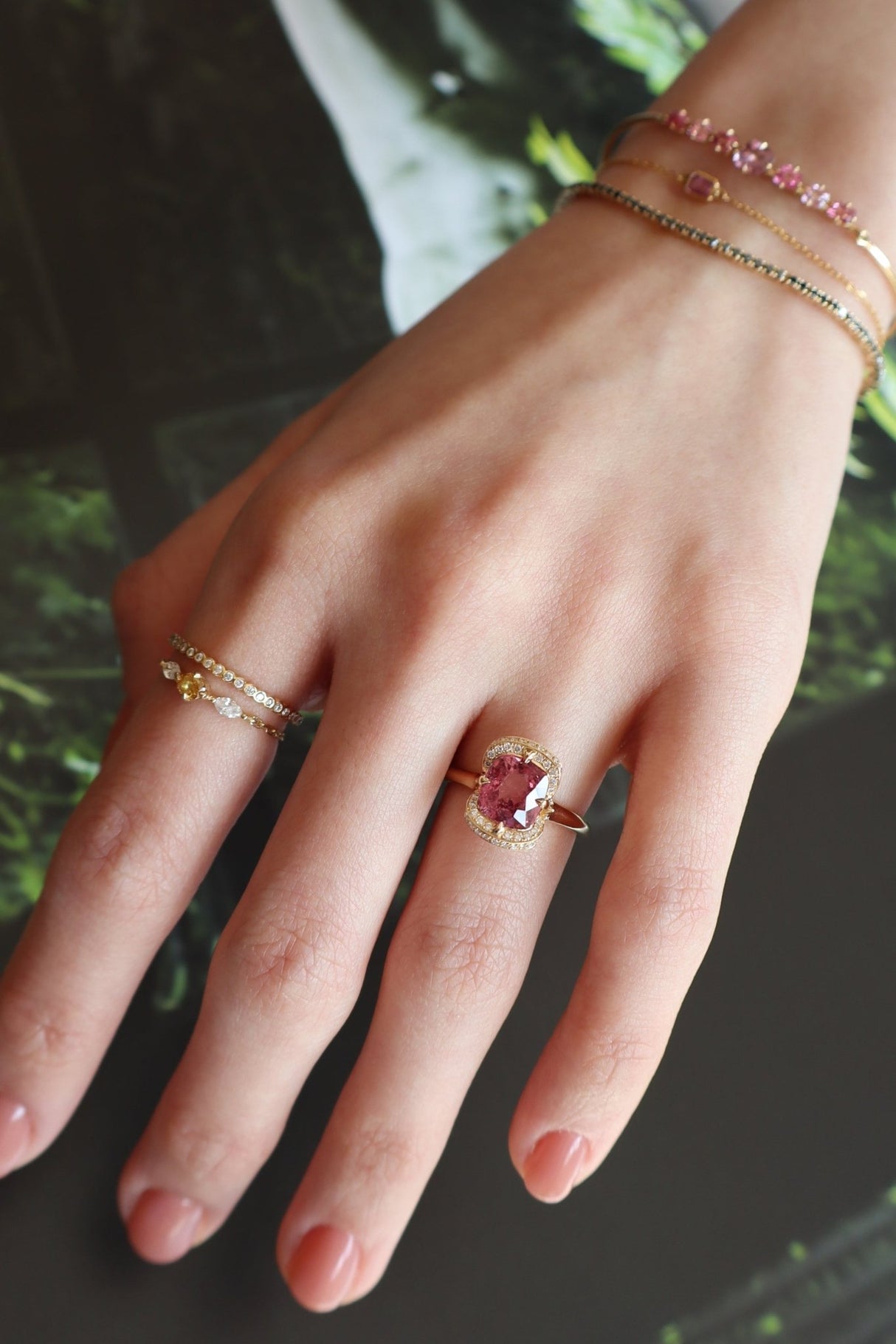 Pink Spinel Aurora Ring 18K engagement ring on model 1