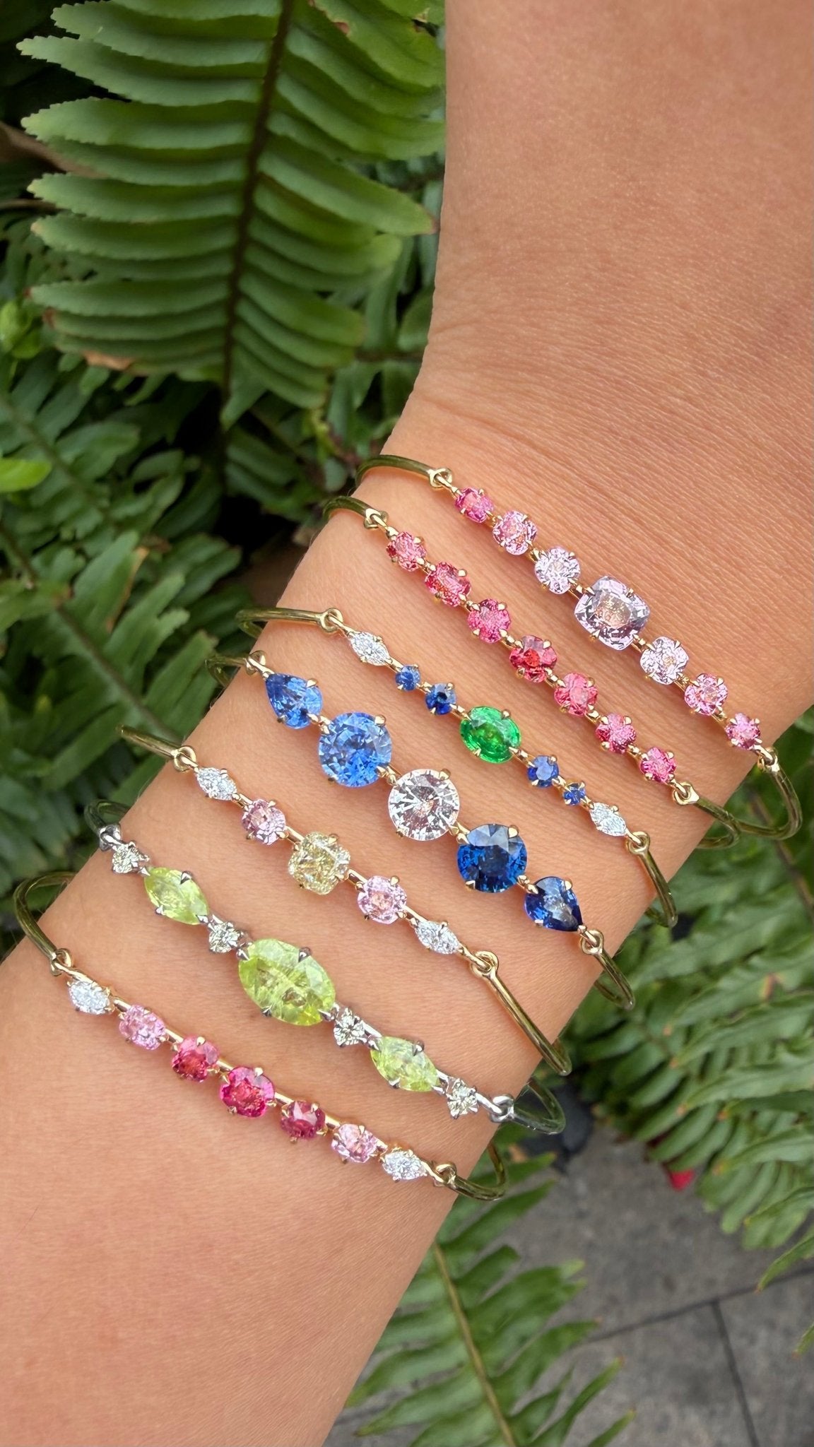 Ceylon Sapphire Supreme Compass Bangle