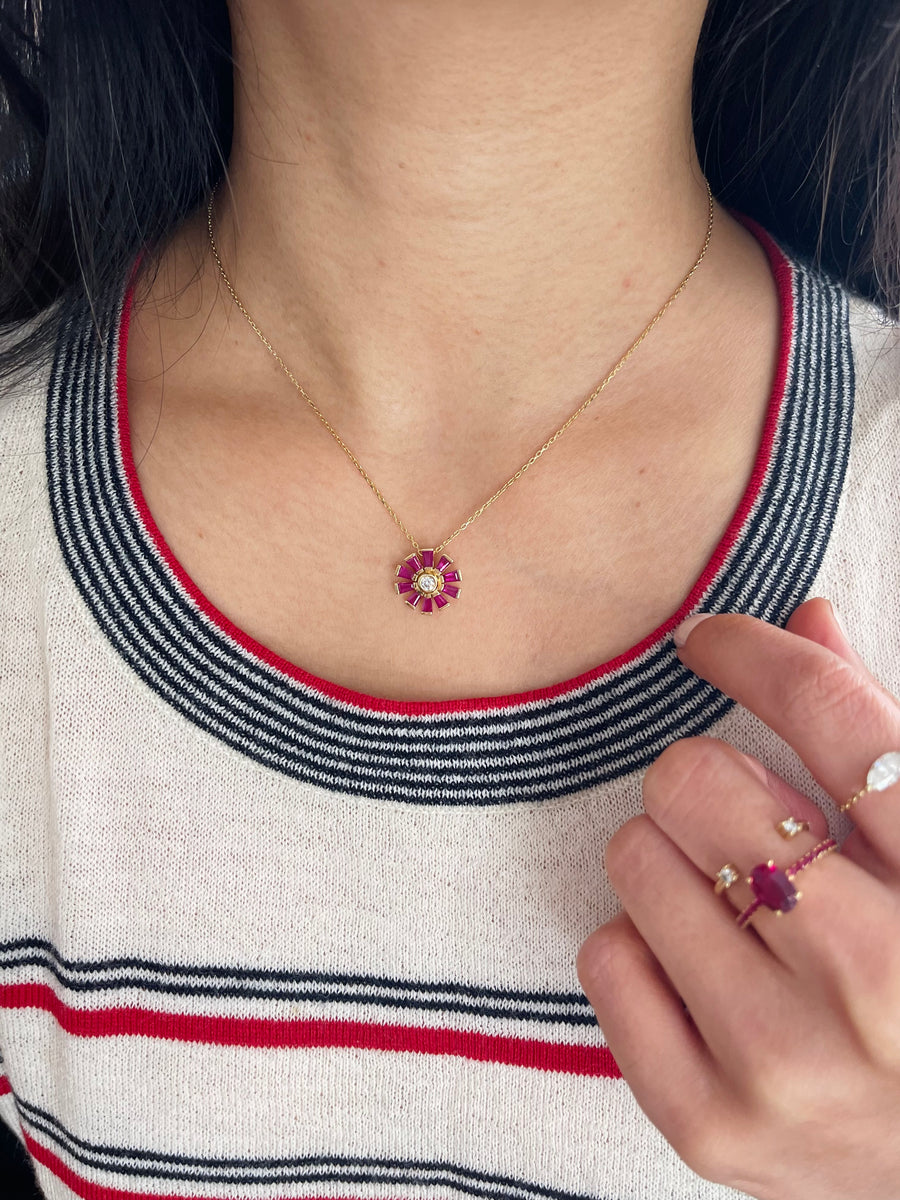 Diamond daisy necklace deals