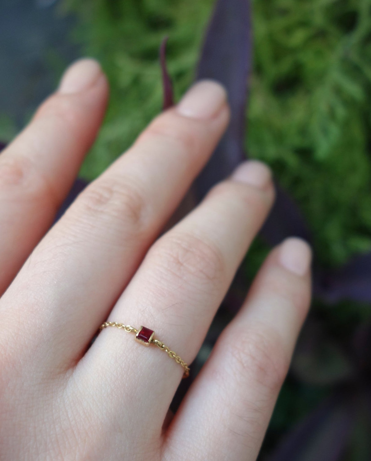Ruby Petite Chain Ring 14k gold Stackable ring on model