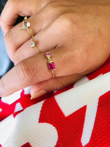 Ruby & Pink Sapphire Chain Ring 18k gold Stackable ring on hand