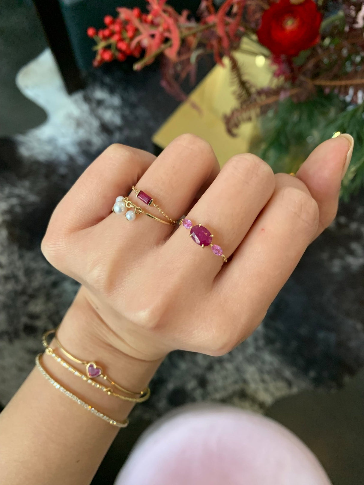 Ruby & Pink Sapphire Chain Ring 18k gold Stackable ring on model