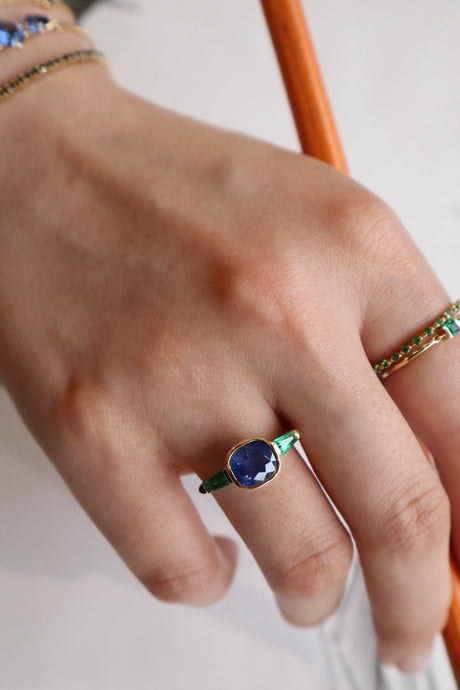 Sapphire & Emerald Triplet Ring 18k gold engagement ring on model