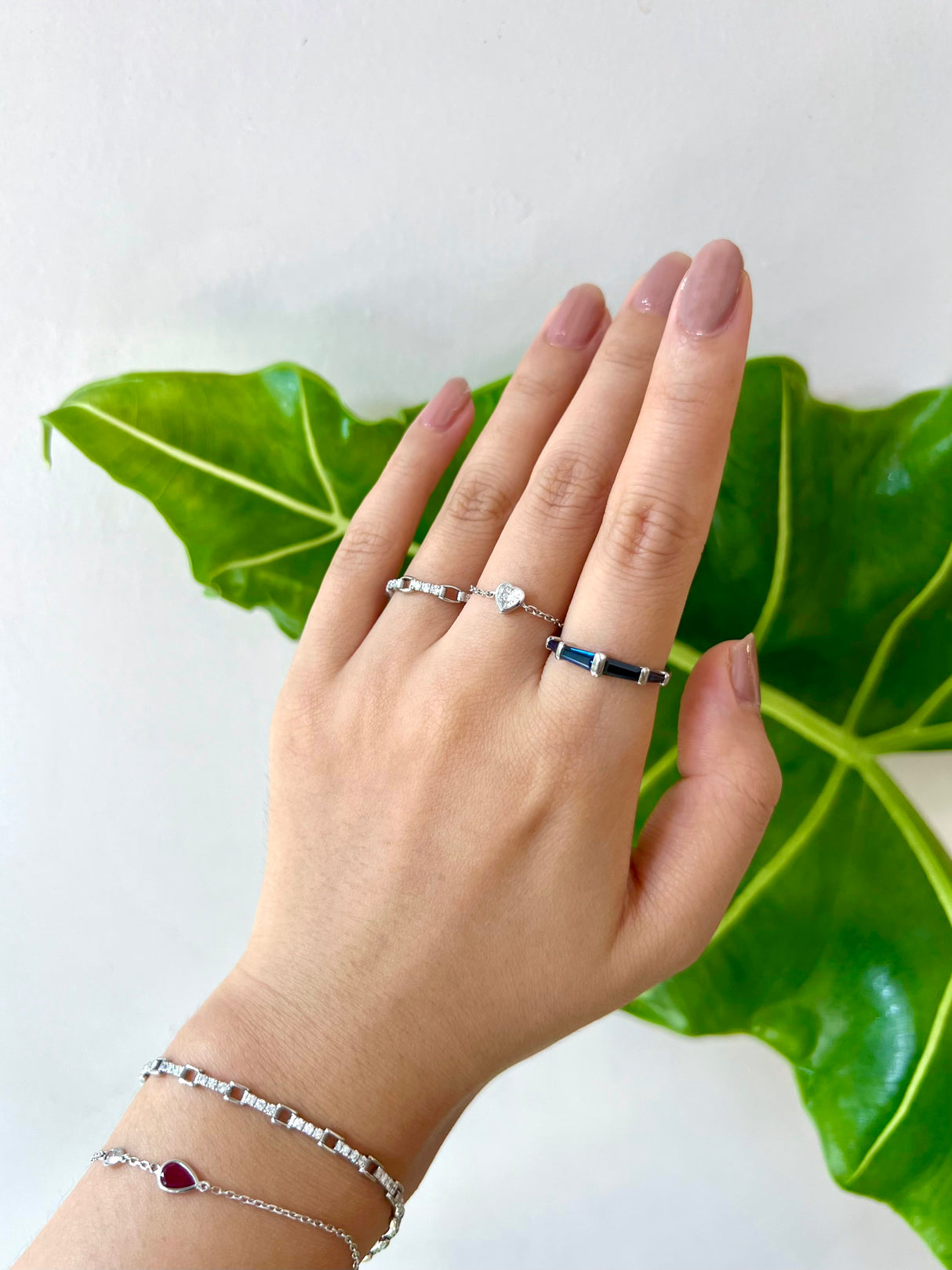 Sapphire Platinum Echo Ring PT900 Stackable ring on model