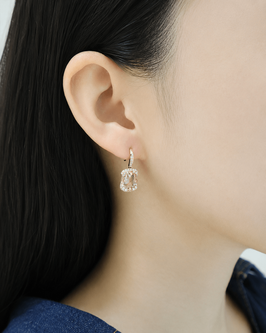 Sunstone_Aurora_Earrings_18K_gold_handmade_fine_jewelry_on_model_2