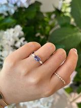 Tanzanite & Diamond Dream Weaver Chain Ring 18k gold Stackable ring on model