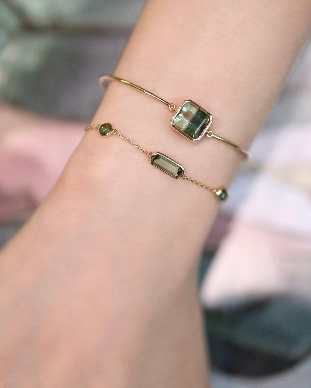 Watermalon_Lime_Tourmaline_Bangle_18K_gold_stackable_design_on_model_1