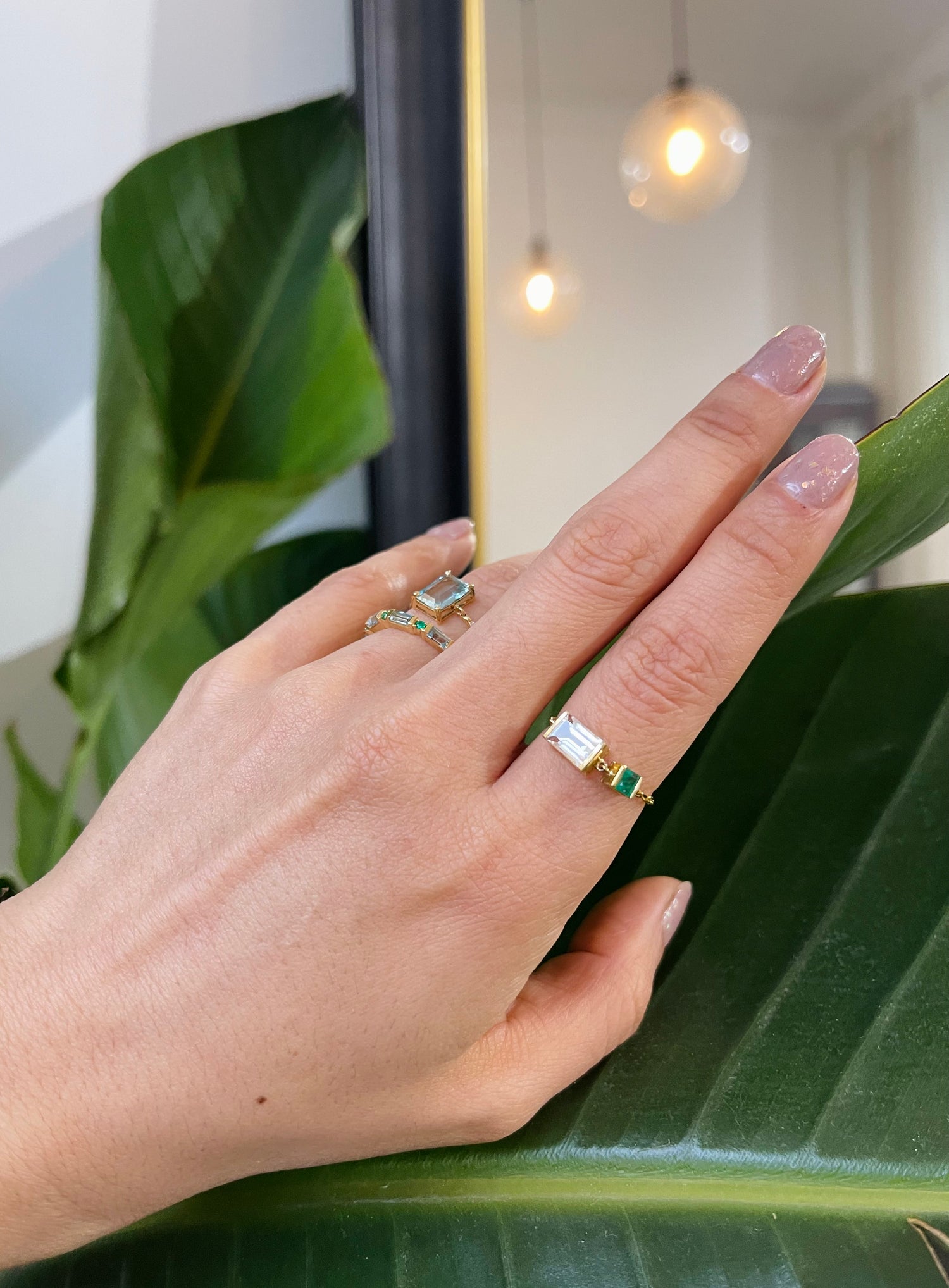 White Topaz & Emerald Chain Ring 18k gold Stackable ring on model