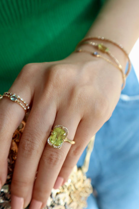 Yellow Chrysoberyl Aurora Ring 18k gold engagement ring on hand