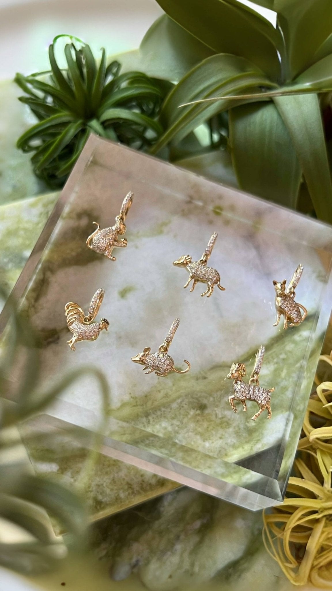 Zodiac Rat Pendant 1