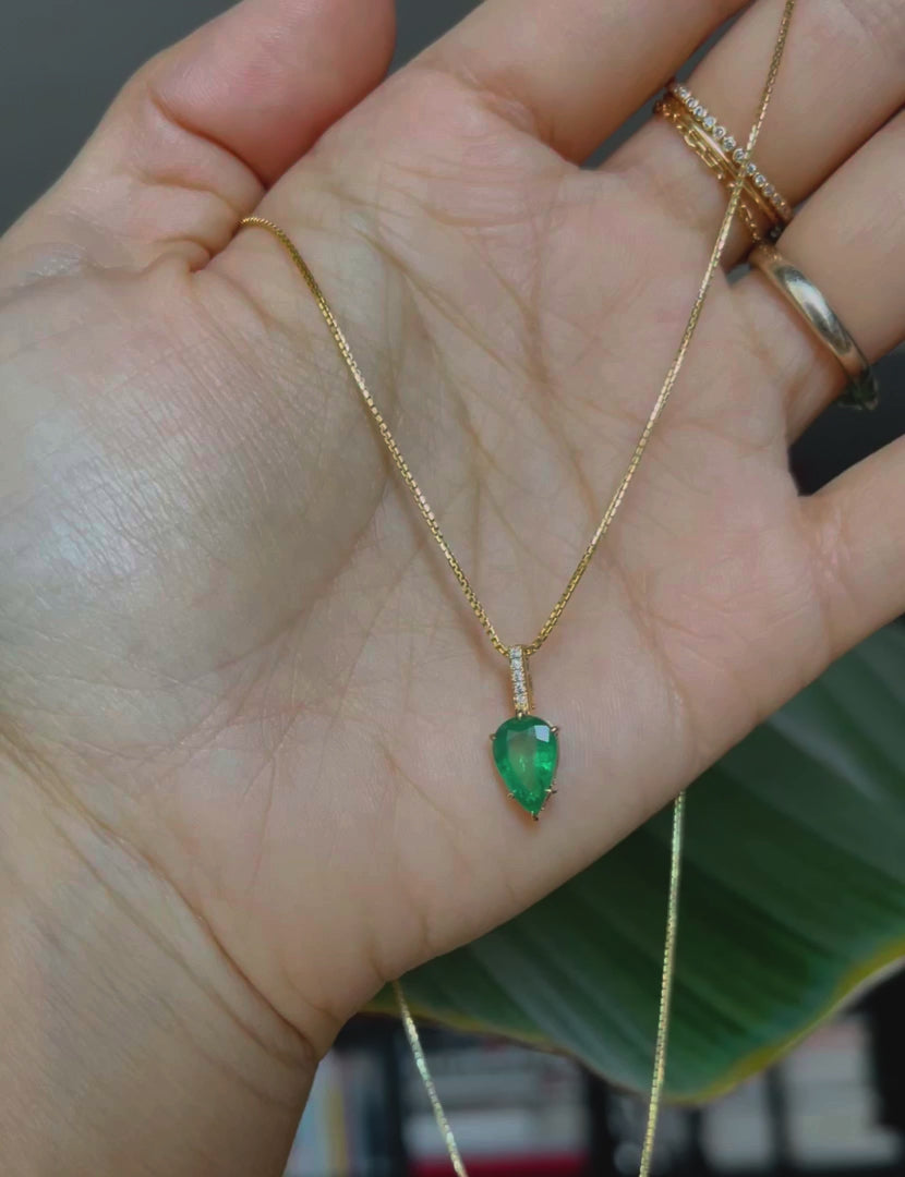 Emerald & Diamond Arrow Necklace