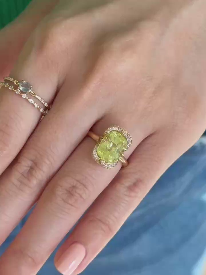 Yellow Chrysoberyl Aurora Ring