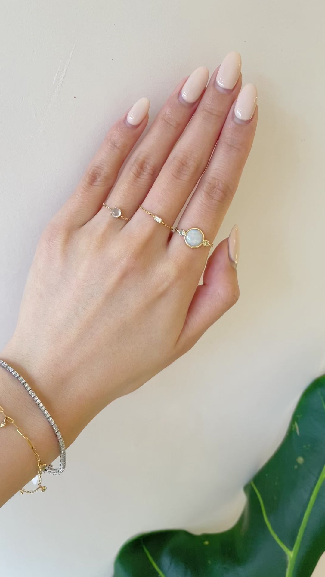 Opal and Diamond Eos Chain Ring 18k gold Stackable ring on model