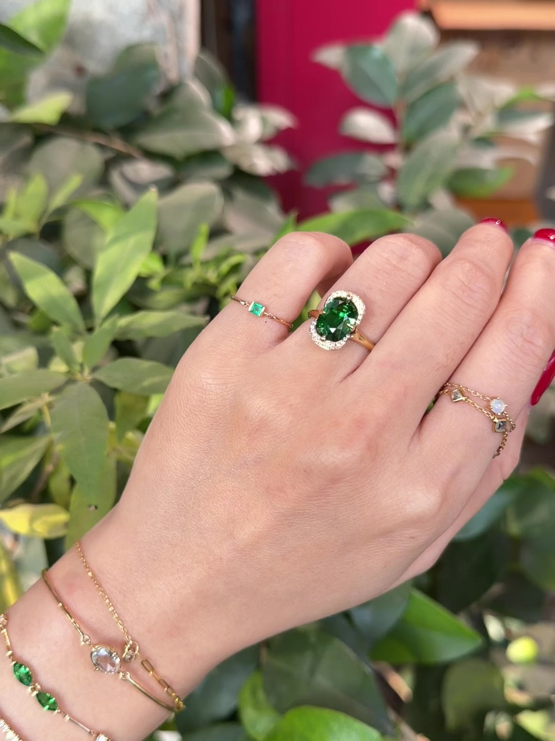 Tsavorite Aurora Ring 18k gold stackable ring