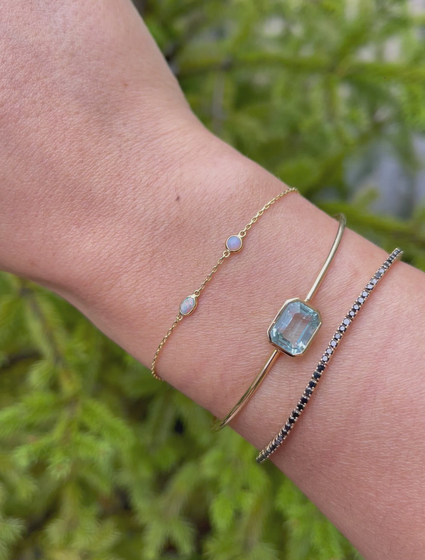 Aquamarine Linear Bangle 18k gold stackable design