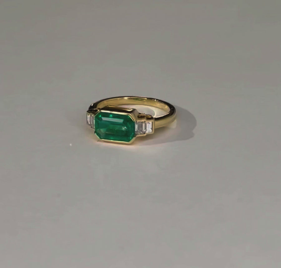 Emerald & Diamond eternal Ring