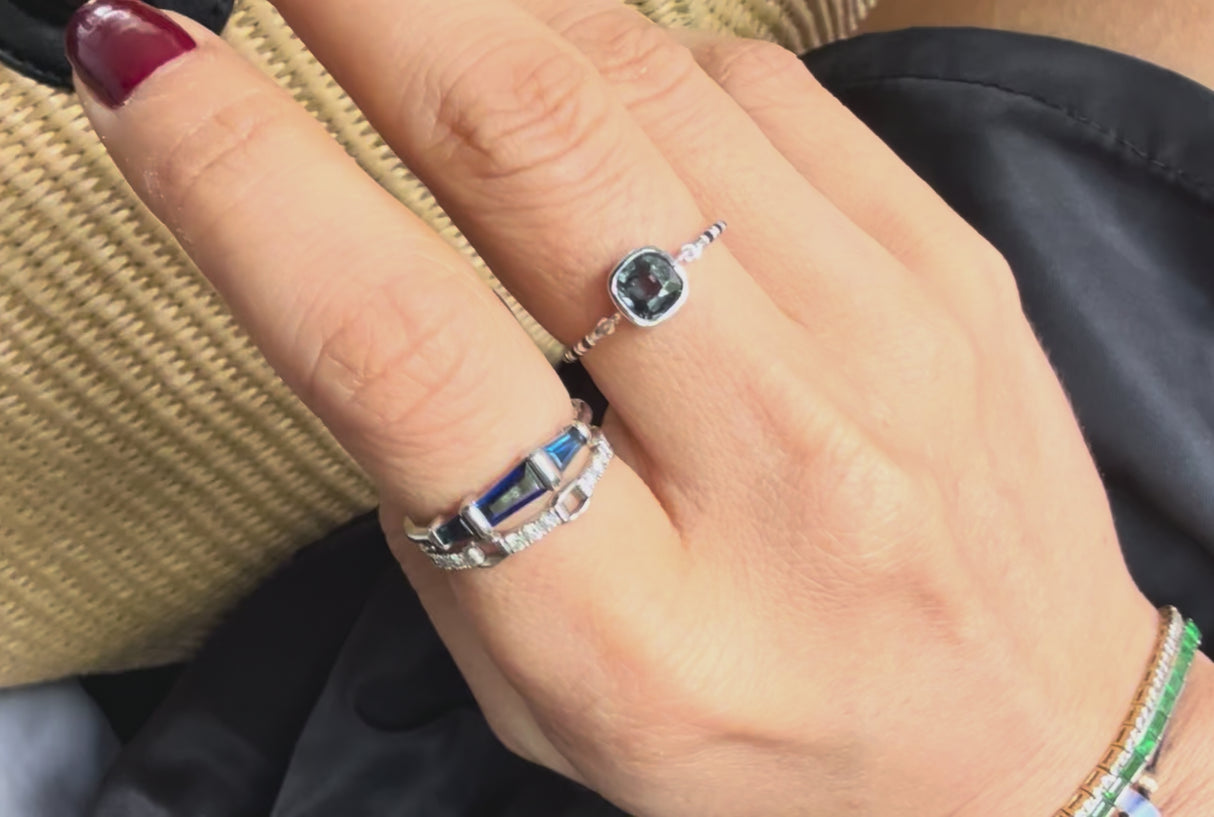 Black Spinel Petite Circle Diamond Ring