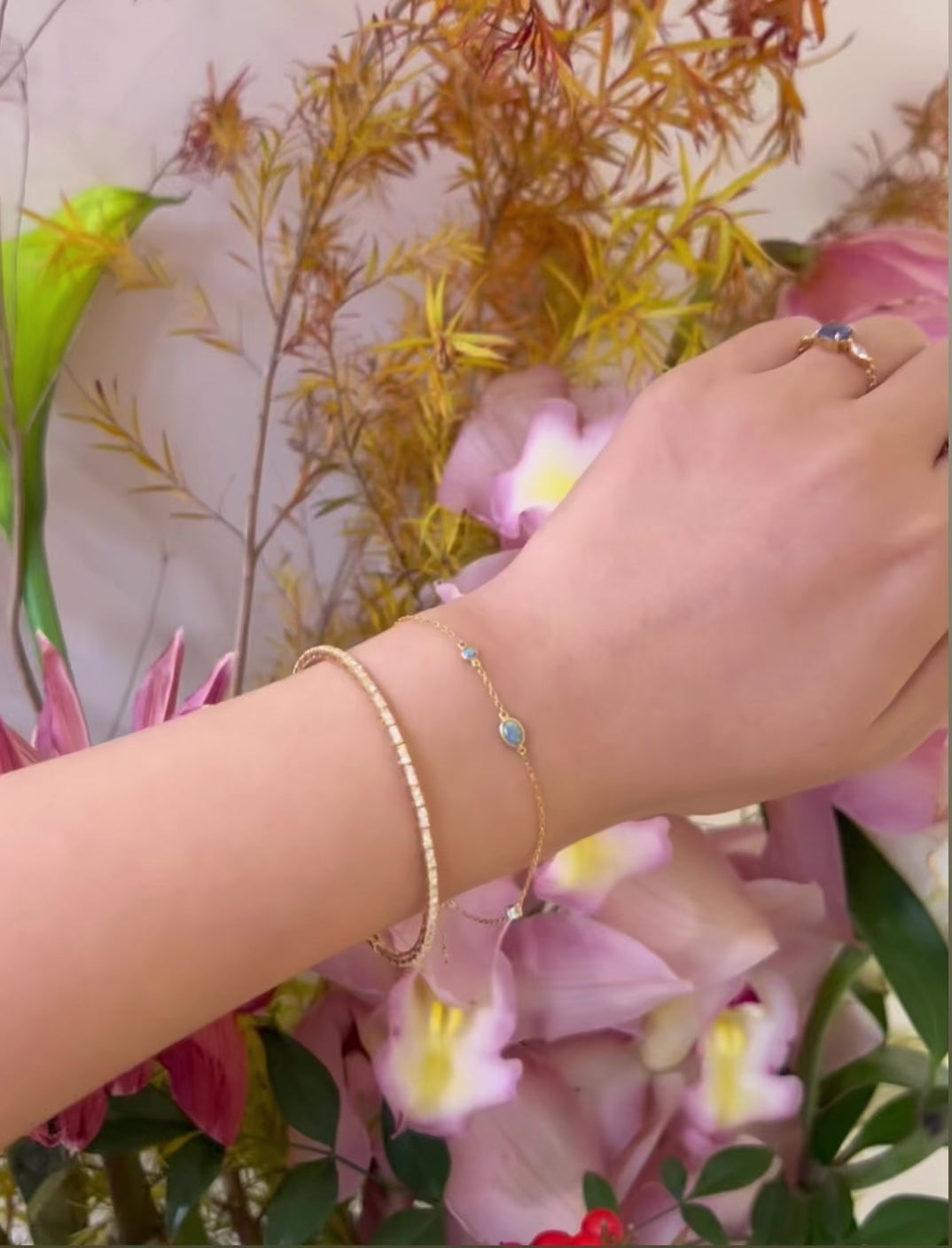 Opal Dot Bracelet 18k gold stackable design