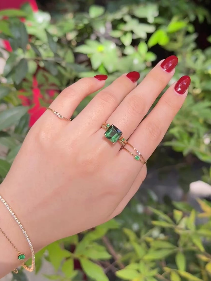 Ombré Green Tourmaline & Green Diamond Raven Bar Ring 18k gold engagement ring 