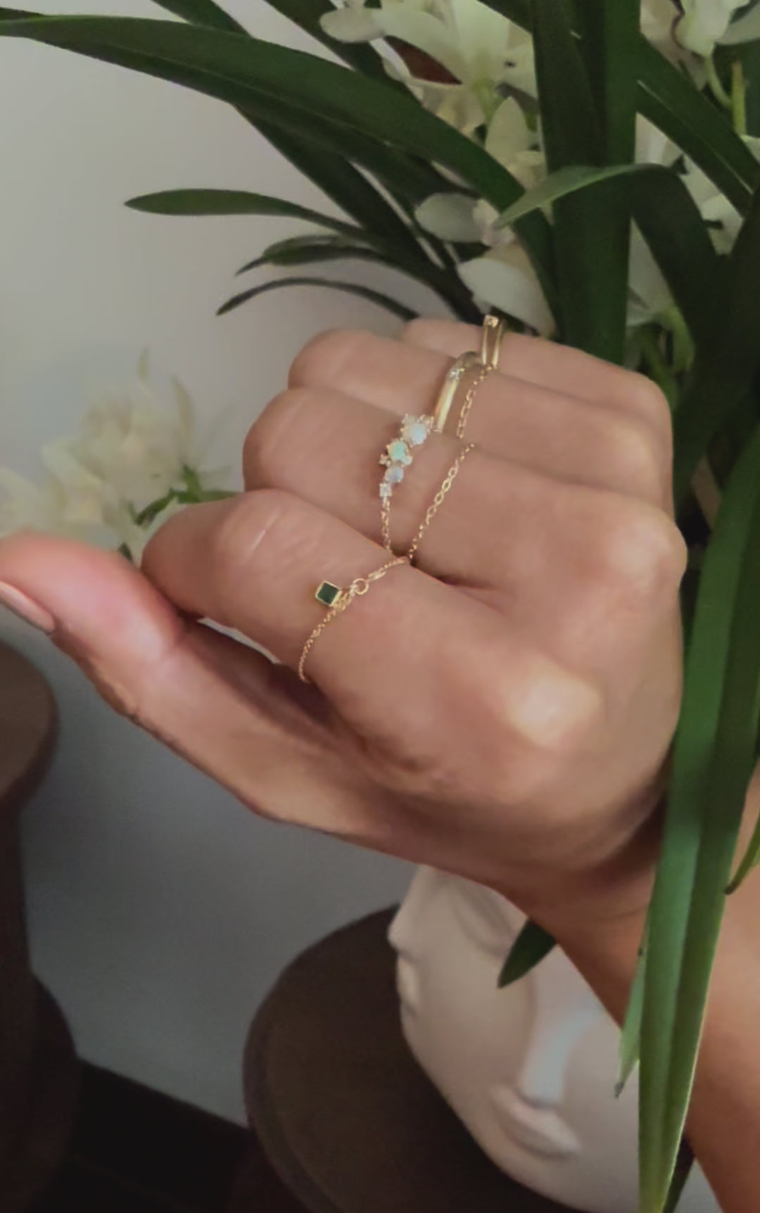 Emerald Drop Chain Ring