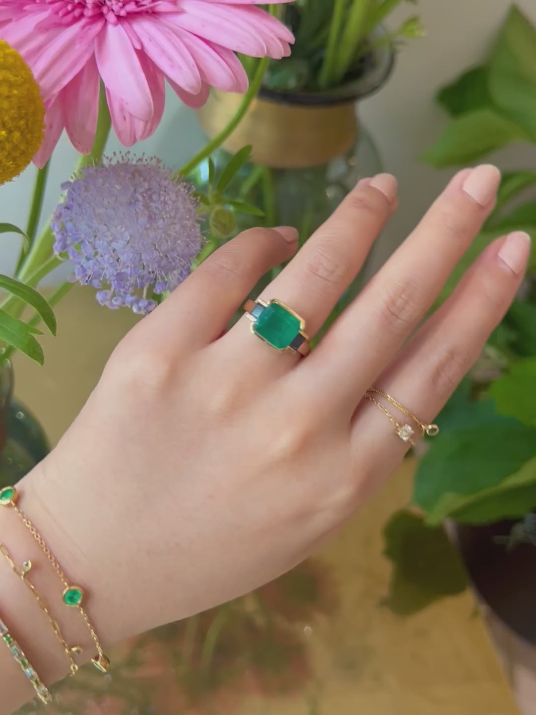 Emerald & Sapphire Tonal Deco Bar Spring Ring 18k gold engagement ring on model