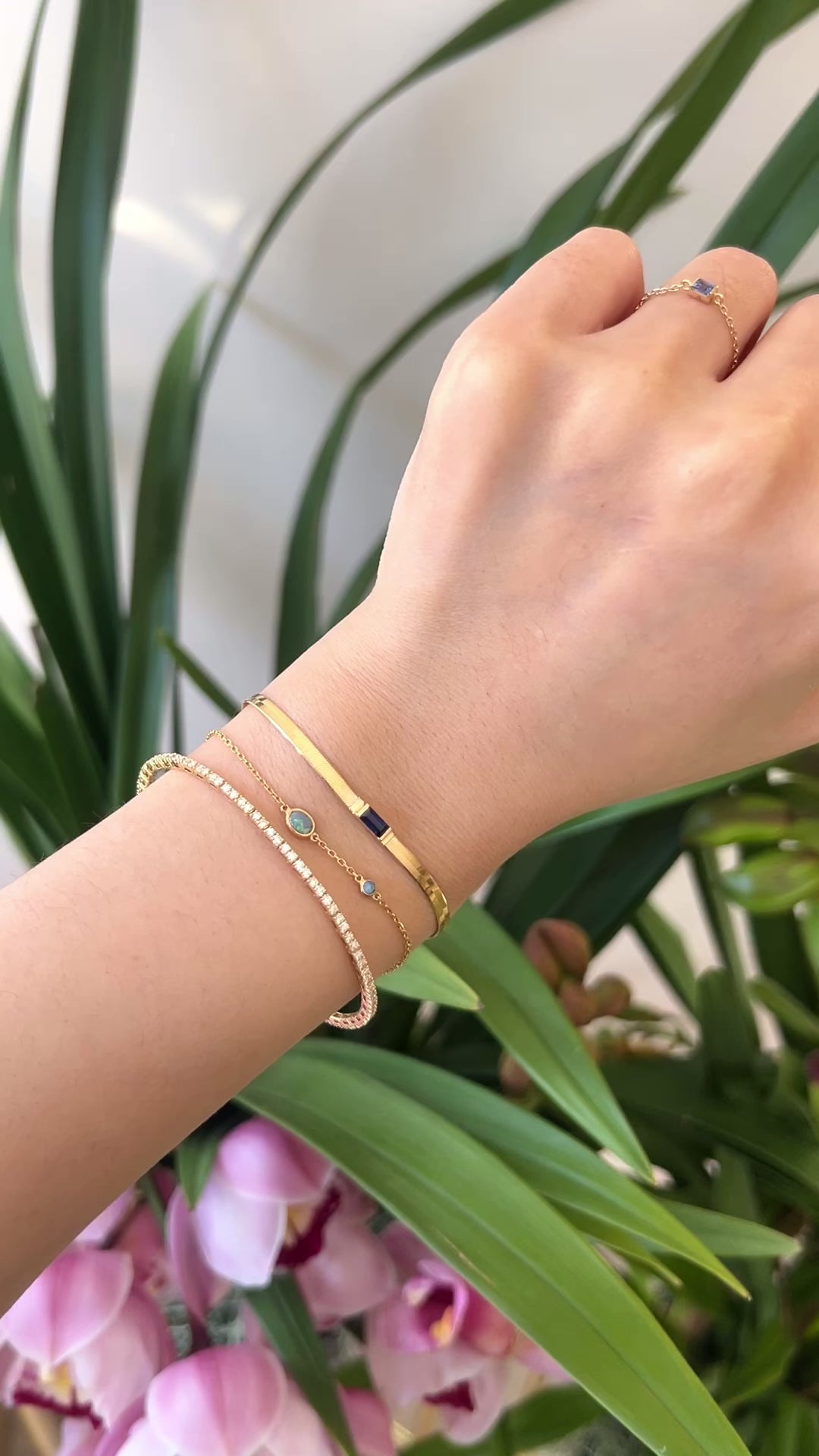 Sapphire Bar Herringbone Bracelet 18k gold Stackable design 