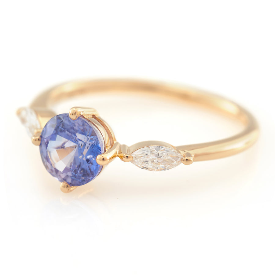 Cylon sapphire & Diamond dream weaver Ring