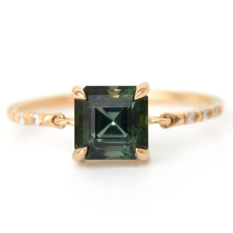Ascher Moss Tourmaline Petite Circle Diamond Ring 18k gold Stackable ring