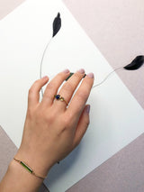 Sapphire & Peridot Eos Chain Ring 18k gold Stackable ring on model