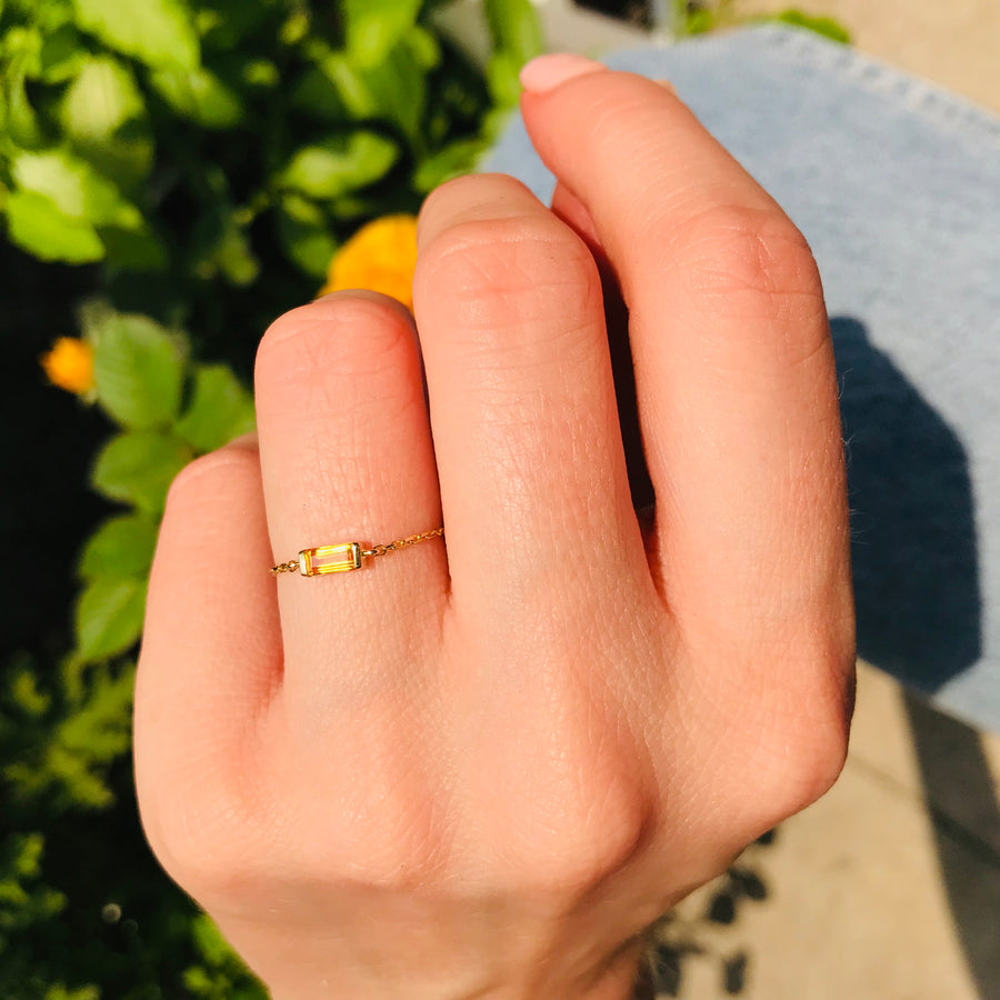 Yellow Sapphire Baguette Chain Ring