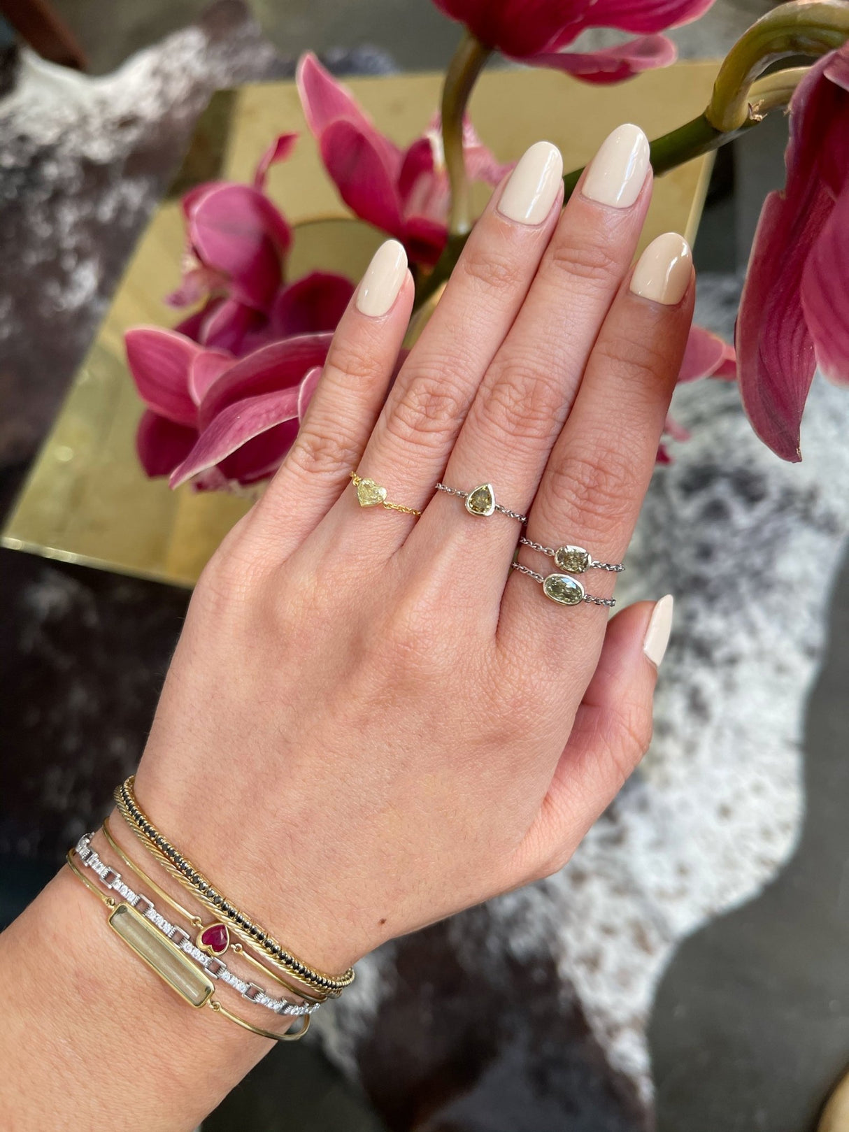 Unique colored Diamond Supreme Chain Ring